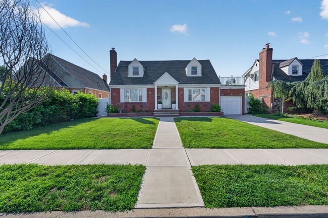 property at 69 Bank St