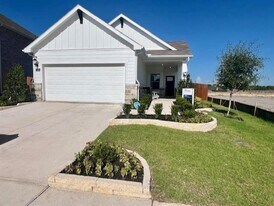 4211 Lavon Dr in Farmersville, TX - Building Photo
