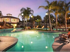 The Palms in Sacramento, CA - Building Photo