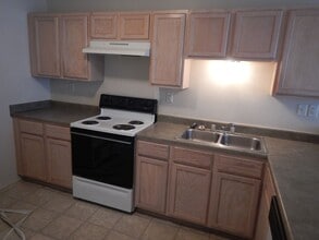 2901 Cantabrian Dr in Killeen, TX - Foto de edificio - Building Photo