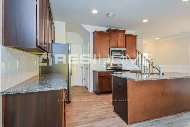 1005 Tranquil Gdns Pl in Acworth, GA - Building Photo - Building Photo