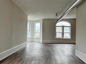 2005 N 2nd St, Unit 2 in Harrisburg, PA - Building Photo - Building Photo