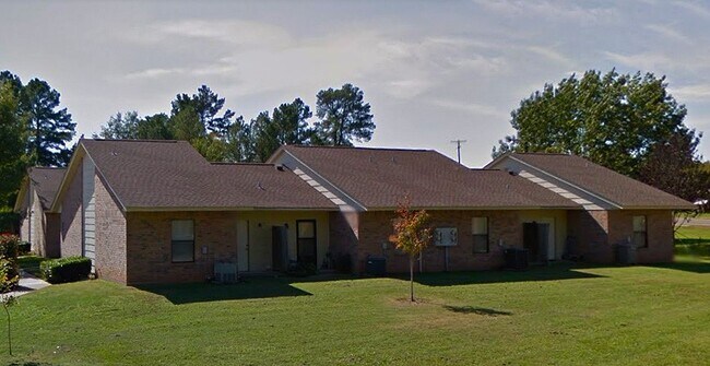 1276 State Hwy 155 in Gilmer, TX - Building Photo - Building Photo