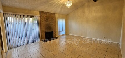 2503 American River Dr in Sacramento, CA - Building Photo - Building Photo