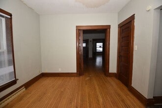 508 S St Joseph St in South Bend, IN - Foto de edificio - Building Photo