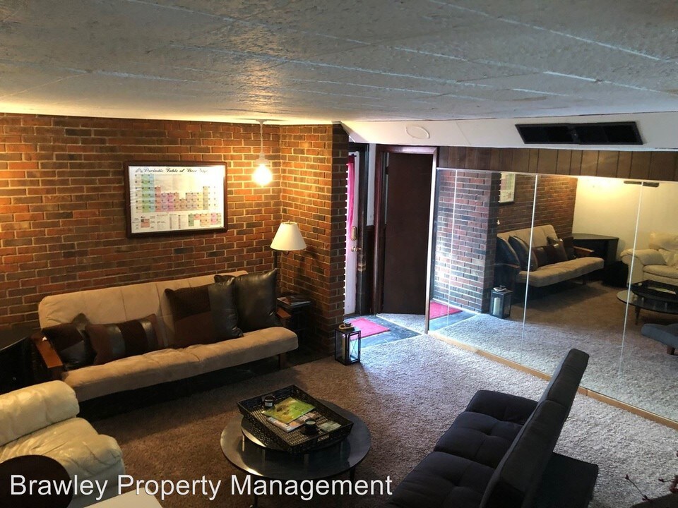 1310 N Maple St in Bloomington, IN - Building Photo