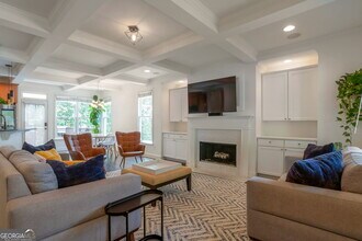 2524 Kickerillo Way SE in Atlanta, GA - Building Photo - Building Photo