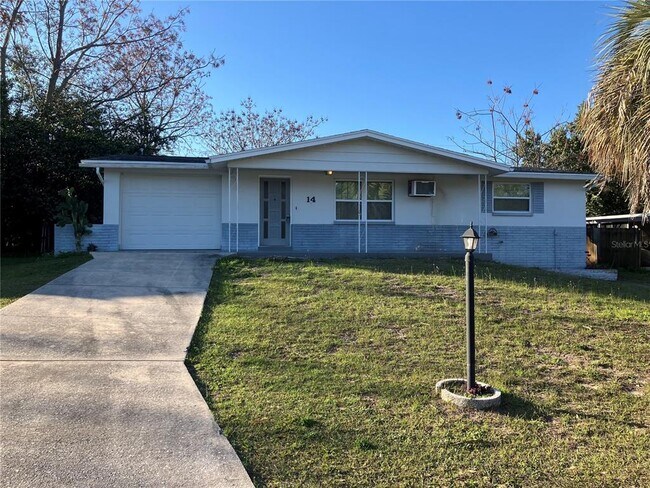 property at 14 S Desoto St