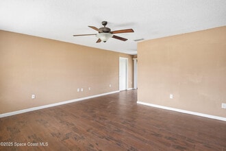 697 Castaways St NE in Palm Bay, FL - Building Photo - Building Photo