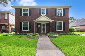 124 Harwood Dr in League City, TX - Building Photo - Building Photo