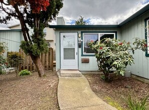 532 S Dakota St in Portland, OR - Building Photo - Building Photo