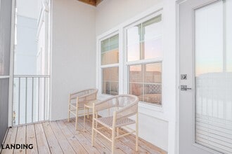 5001 Willowgate Loop in Tice, FL - Foto de edificio - Building Photo