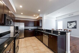 636 Wells Ct in Clearwater, FL - Foto de edificio - Building Photo