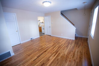 17 Caldwell Pl, Unit 17 in Springfield, MA - Building Photo - Building Photo