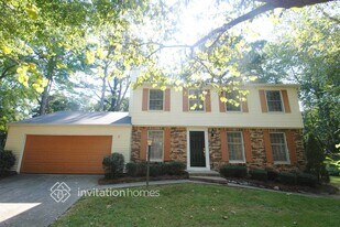 445 N Pond Trail in Roswell, GA - Building Photo