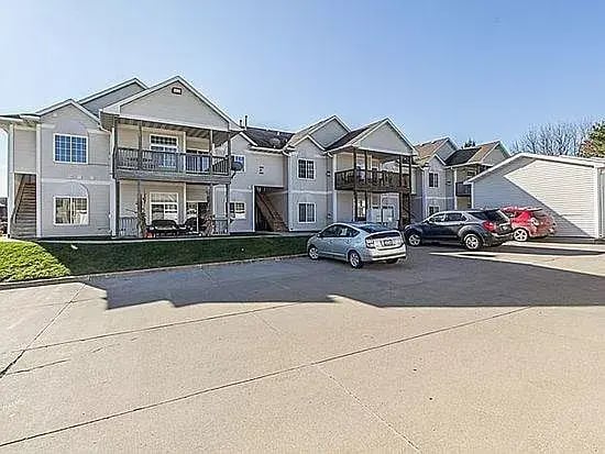 950 67th St, Unit #420