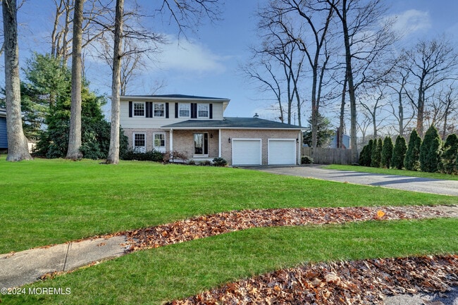 22 Brookside Ct in Toms River, NJ - Foto de edificio - Building Photo