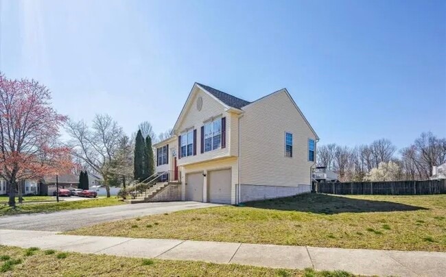 12828 Dunkirk Dr in Upper Marlboro, MD - Building Photo - Building Photo