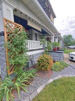 735 Amherst St, Unit Lower in Buffalo, NY - Building Photo