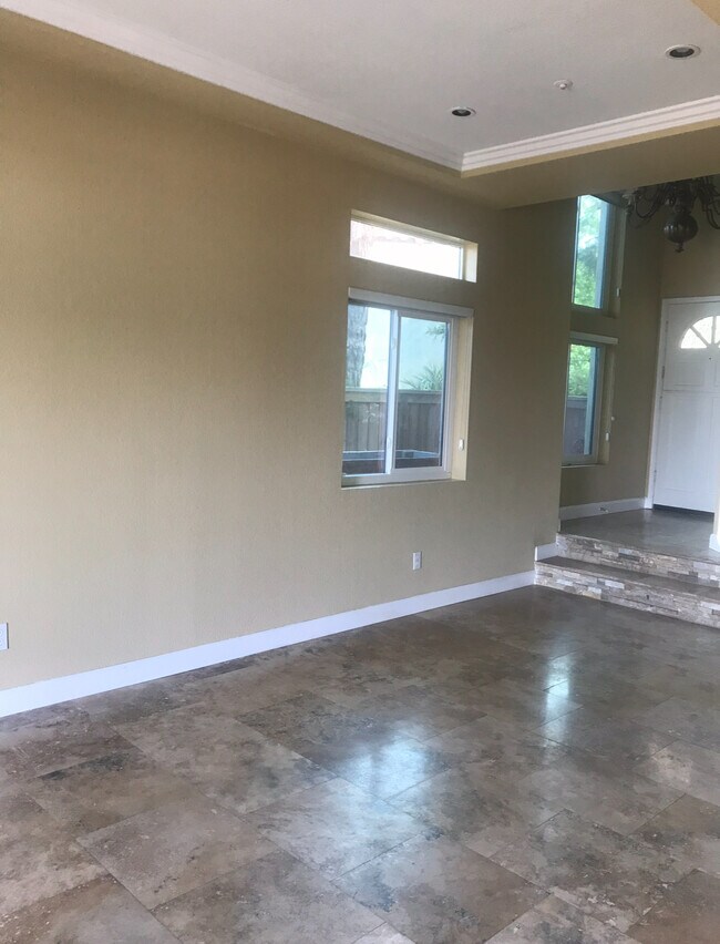 703 Via Presa in San Clemente, CA - Building Photo - Building Photo