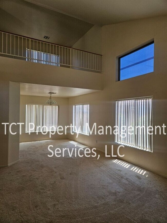 3843 E Derringer Way in Gilbert, AZ - Building Photo - Building Photo