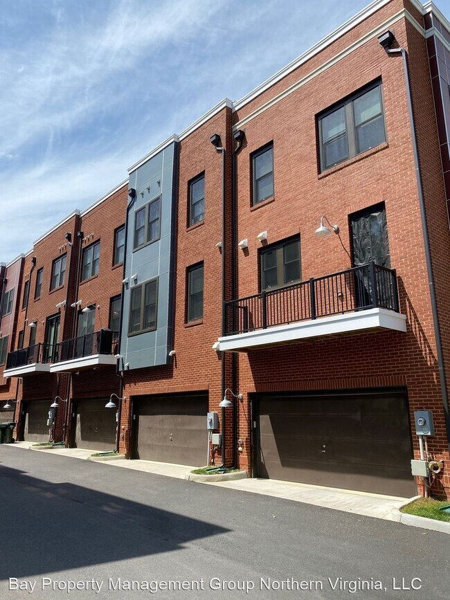 9153 Power House Rd Rentals in Lorton, VA