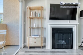 12427 W Jefferson Blvd, Unit FL2-ID568 in Los Angeles, CA - Building Photo - Building Photo