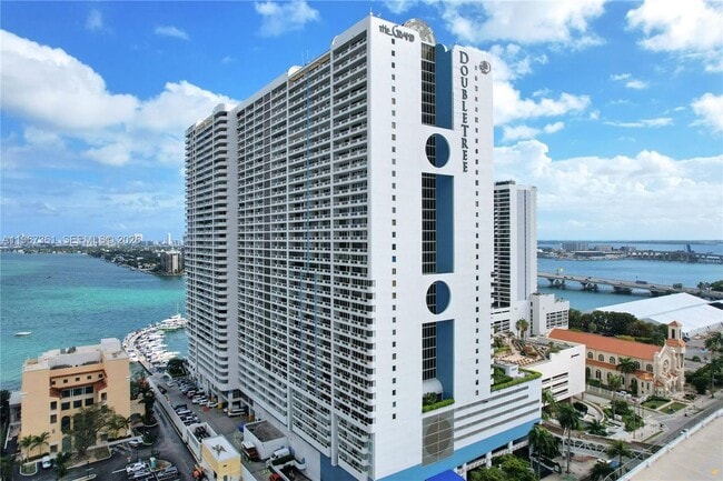 property at 1717 N Bayshore Dr