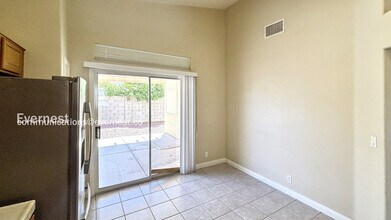 3232 Cotswold St in Las Vegas, NV - Building Photo - Building Photo