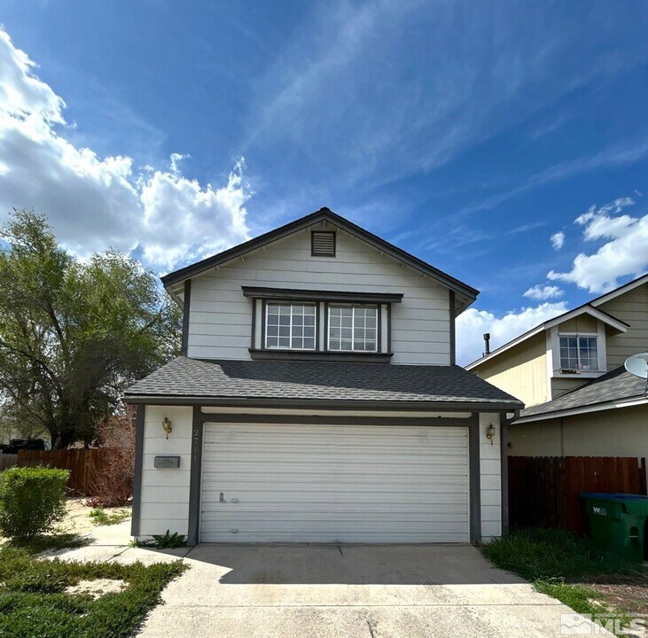 2711 Perro Ct in Reno, NV - Building Photo