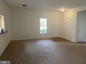 6807 Winthrop Ct in Fredericksburg, VA - Building Photo - Building Photo