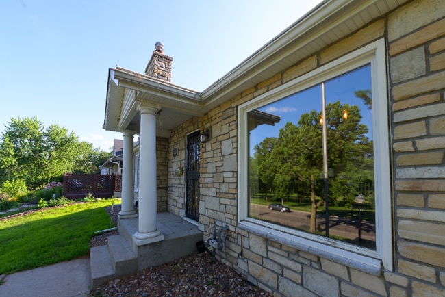 5040 Cedar Ave S in Minneapolis, MN - Building Photo - Building Photo