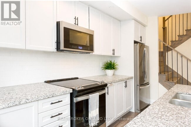 1593 Rose Way in Milton, ON - Building Photo - Building Photo