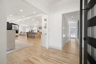 4336 Irvin Simmons Dr in Dallas, TX - Building Photo - Building Photo