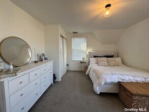20 Dewey St in Huntington, NY - Building Photo - Building Photo