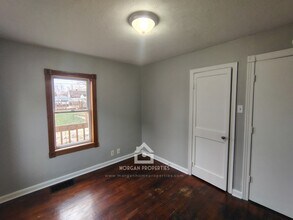 2016 Poplar St in Anderson, IN - Foto de edificio - Building Photo