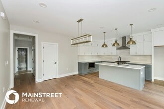 1513 Dugger Dr in Nashville, TN - Foto de edificio - Building Photo