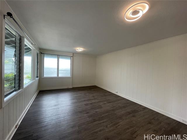 533 Hanana Pl in Honolulu, HI - Building Photo - Building Photo