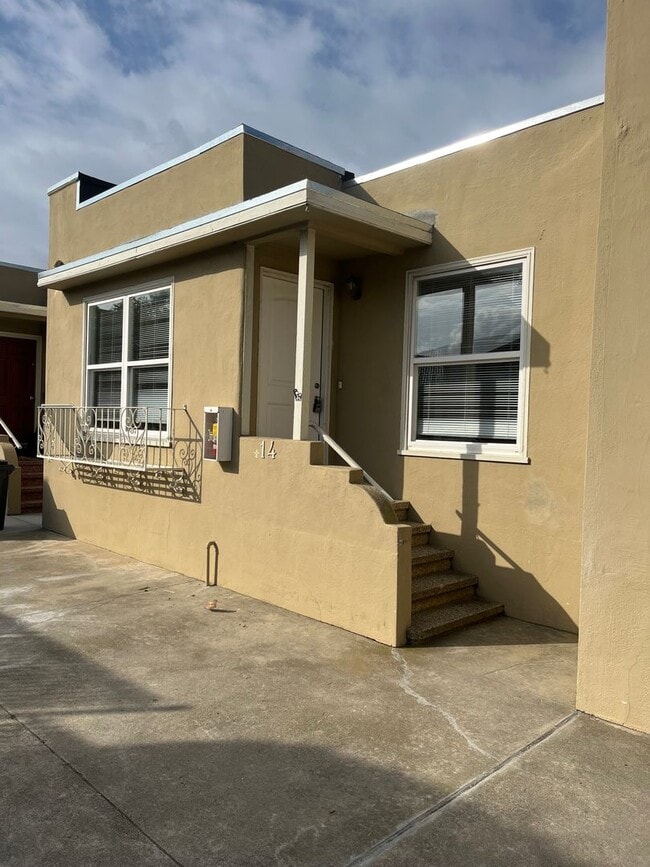 412-414 E St in Colma, CA - Building Photo - Building Photo
