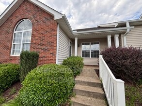 14 Hillside Glen Dr in Greer, SC - Building Photo - Building Photo