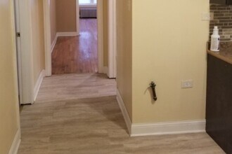 638 E 92nd St, Unit 1 in Chicago, IL - Foto de edificio - Building Photo