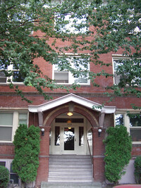 Lincoln Court in Seattle, WA - Foto de edificio - Building Photo