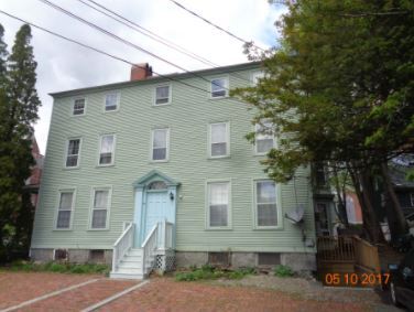 85 Austin St in Portsmouth, NH - Building Photo