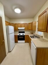 18 Harbor Ave in Nashua, NH - Building Photo - Building Photo