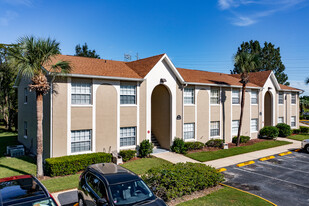 The Reserve at Pershing Oaks Apartments