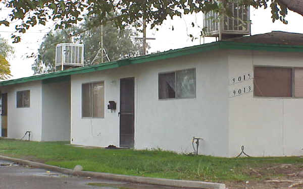 9005 Sewell Ave in Fontana, CA - Building Photo