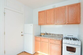 2649.5 N Spaulding Ave in Chicago, IL - Building Photo - Building Photo