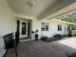 468 Bellini Cir in Nokomis, FL - Building Photo - Building Photo