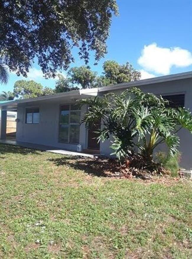property at 223 SE 14th Pl