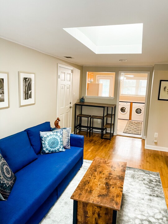 414 E Park Ave in Savannah, GA - Building Photo